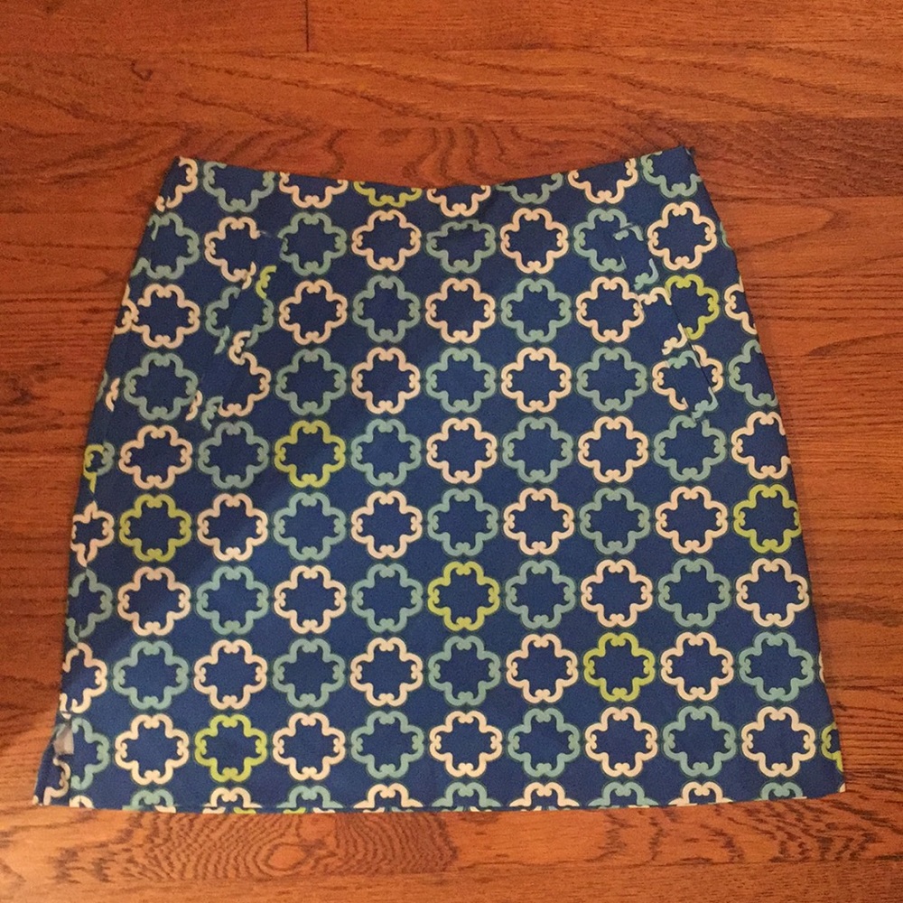 NEW - Skort - Size 4